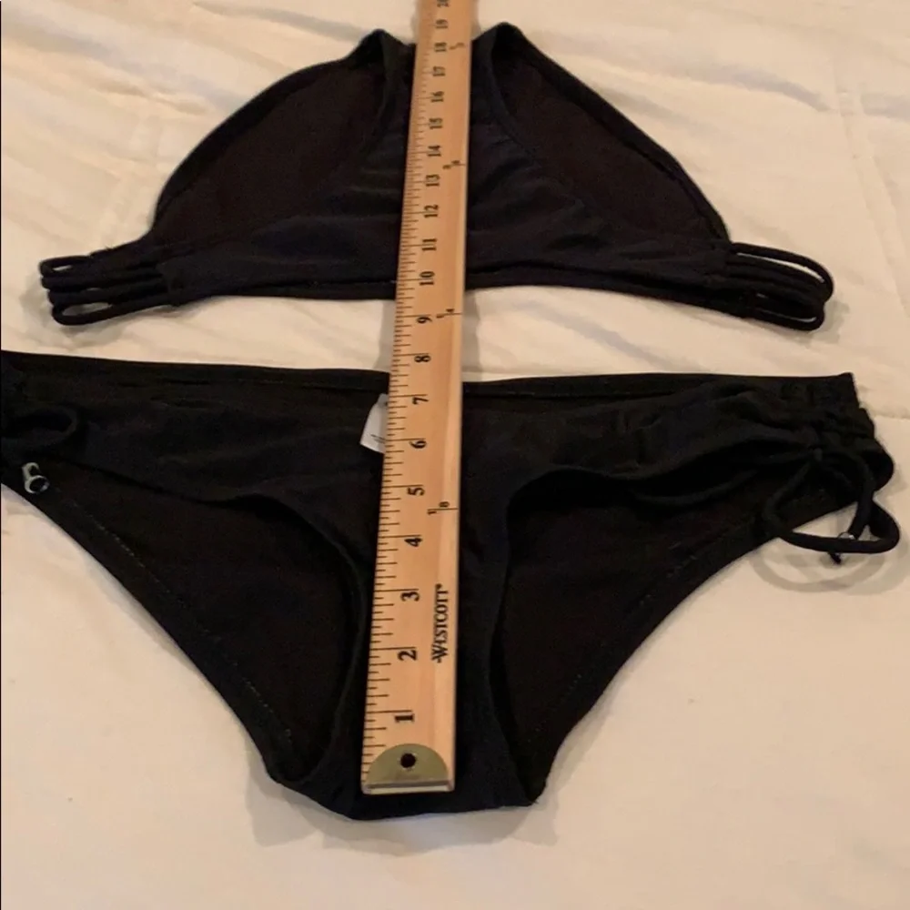 Xhilaration and Mossino Three Bikini Bottoms Two Black One Orange Girls Small